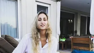 Quién era Victoria de la Mota, la joven esposa del golfista argentino que falleció de dengue