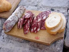 El salame casero más largo del país se mostrará en Oncativo
