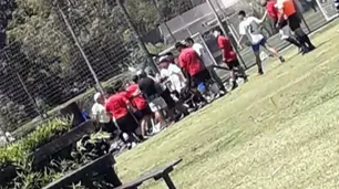 Video: el padre de un futbolista amateur fue asesinado a golpes en un partido