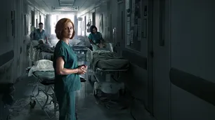 Vera Farmiga habló sobre “Five Days at Memorial”, la desgarradora historia que protagoniza en Apple TV+
