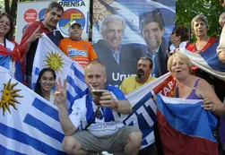 Con apoyo de Scioli y La Cámpora, Tabaré vino por el ‘voto Buquebus’