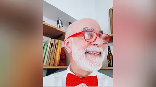 “Estar en la educación pública implica militarla”