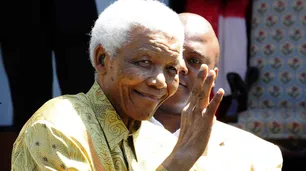 A cien años del nacimiento de Nelson Mandela: su vida, en fotos