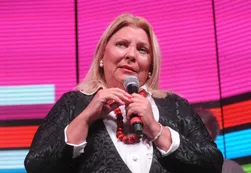 Carrió denunciará al Gobierno por la valuación de YPF: "Hubo un arreglo"