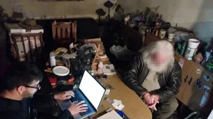 Docente jubilado fue detenido en Resistencia por amenazar a Milei y periodistas a través de redes sociales