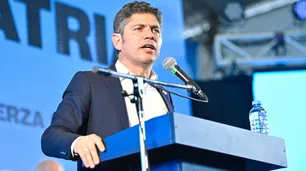 Kicillof apuntó contra Caputo y el JP Morgan: "No sé si es un ministerio con funcionarios de un banco o un banco que tomó el ministerio"