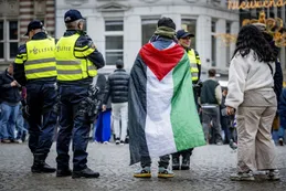 Decenas de detenidos en Ámsterdam durante una manifestación propalestina que estaba prohibida