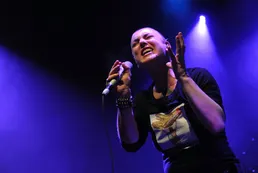 Sinéad O'Connor: 5 éxitos de la cantante irlandesa que fue un ícono de los noventa