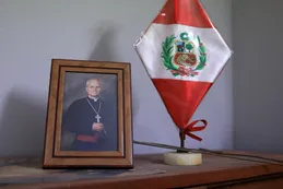 Entre lágrimas y banderas: cómo fue la primera misa en Perú tras la elección de León XIV