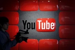 Retiran anuncios de YouTube por videos con niños que alimentan "una pedofilia suave"