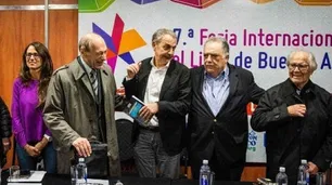 Eduardo Valdés: "Estamos militando la no proscripción de Cristina con la presentación de este libro"