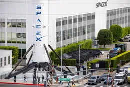 Salida a bolsa de SpaceX podría enriquecer más a funcionarios del gobierno de Trump
