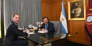 Sáenz se reunió con Santilli por la reforma laboral: “Tenemos voluntad de diálogo, de no obstruir y de acompañar”