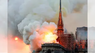 El insólito error de YouTube sobre el incendio de Notre Dame