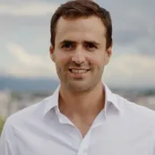 El diputado nacional Emiliano Estrada podría ser investigado en Comodoro Py por "difusión de fake news"