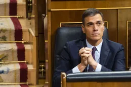 España avanza rumbo a las elecciones con una sociedad fracturada