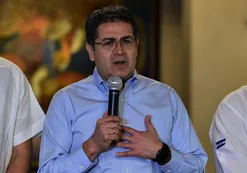El presidente de Honduras estaría involucrado en una conspiración de narcotráfico