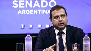 Venganza express: Unión por la Patria le bajó el pulgar a la boleta de Snopek por su 'faltazo' en el Senado