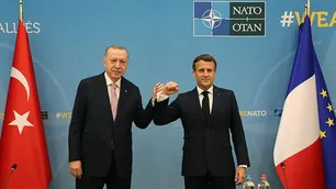 Macron y Erdogan renuncian a diferencias para presionar a Putin
