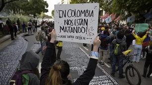 Colombia: denuncian la represión en las calles y siguen las manifestaciones