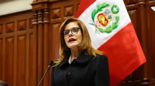 Juró Mercedes Aráoz en Perú: "Es mi deber como ciudadana, mujer, madre y vicepresidenta"