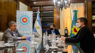 Duhalde volvió a la Gobernación: Kicillof le abrió la puerta