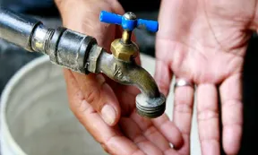 Vecinos de una localidad de Córdoba llevan siete días sin agua y acusan abandono municipal