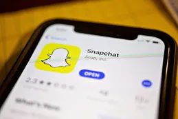 En busca de usuarios, Snapchat suma una plataforma de videojuegos a su app