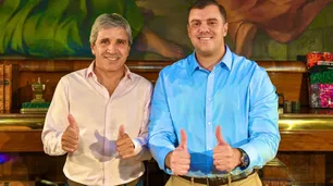Luis Caputo les contestó a quienes hablaron de su renuncia: "Están enloquecidos"