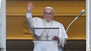 El Papa viaja a Hungría en medio de la polémica ley que vincula a homosexuales con pederastas