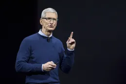 El CEO de Apple Tim Cook recibió un "bono de fin de año" récord en 2018