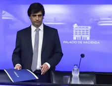 Hernán Lacunza cruzó a Axel Kicillof por la deuda: "Podrían cubrirse los vencimientos de enero"