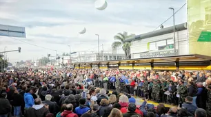 Mauricio Macri inauguró el Metrobus de Quilmes con Dietrich y Martiniano Molina