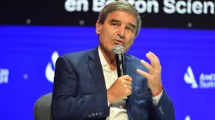 Fernán Quirós criticó la salida del país de la OMS y los trolls libertarios lo fustigaron: "Defendía a Ginés y el Vacunatorio Vip"