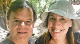 Eugenia Vidal y Quique Sacco, en el Sur: descanso, libros y decisiones políticas