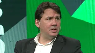 Martín Guzmán en el ojo de la tormenta: el kirchnerismo duro lo apunta por el cruce con Federico Basualdo