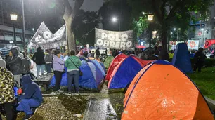 Movimientos sociales contraatacan al Gobierno con las “carpas del hambre”