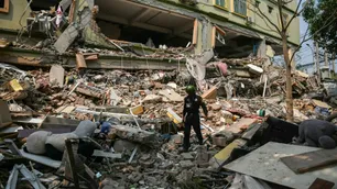 Terremoto: hay 100 atrapados en las ruinas de un complejo de lujo y los muertos ya superan los 1600