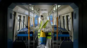 FOTOS | Eternautas de la pandemia: conocé a los "superhéroes" de la higiene