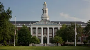 Harvard invierte en negocio de viñedos, pero vecinos se quejan
