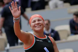 Quién es Diana Shnaider: la tenista rusa que eliminó a Sabalenka en Roland Garros en plena polémica política