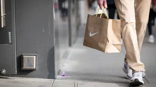 Recorte de plantilla podría costar a Nike hasta US$250 millones