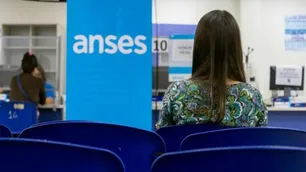 Luego del escándalo con Nación Seguros, ANSES definió que vuelve con el autoseguro: ¿qué significa?