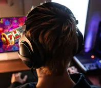 Ludopatía adolescente: la Lotería de Córdoba habilitó tres aplicaciones para el control parental de apuestas online