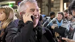 Sonriente y lejos del escenario, Sergio Urribarri fue a apoyar la cruzada "anticondena" de Cristina
