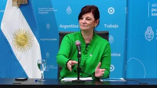 Los empleados privados que reciban bonos no podrán comprar dólares, confirmó la ministra de Trabajo