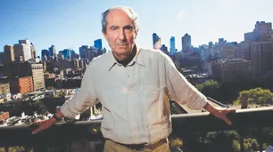 Sale a la venta una polémica biografía de Philip Roth