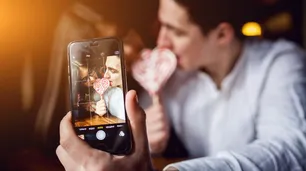Argentina es el segundo país que más usa apps de citas en el mundo: alertan por el aumento de “estafas románticas”