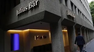 Condenan a exbanquero de Julius Baer a 10 años en caso PDVSA