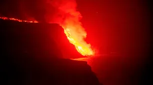 La lava del volcán de La Palma llegó al mar: qué efectos tiene sobre la salud y el ecosistema